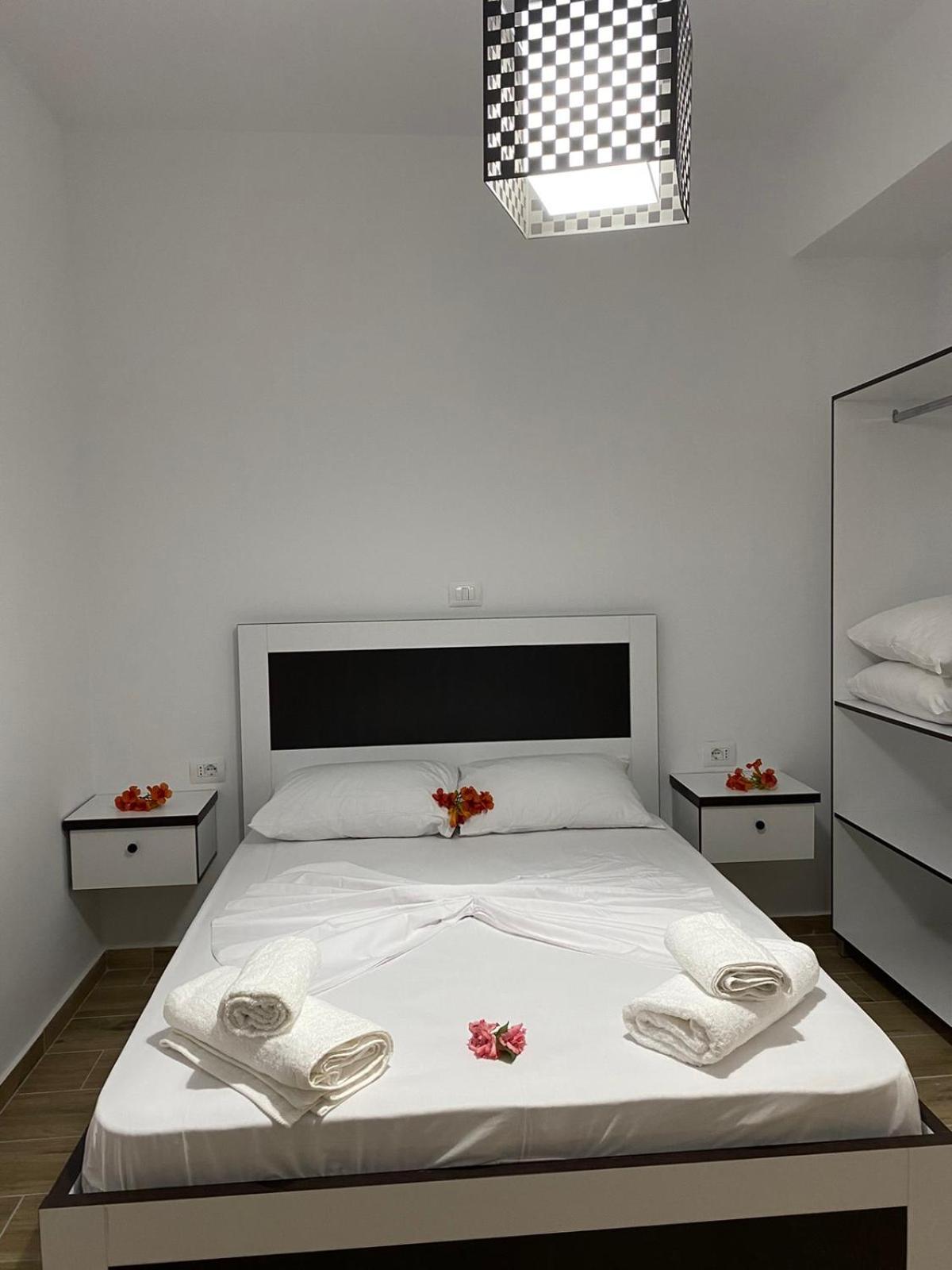 Rentrooms Geni Ksamil Dış mekan fotoğraf