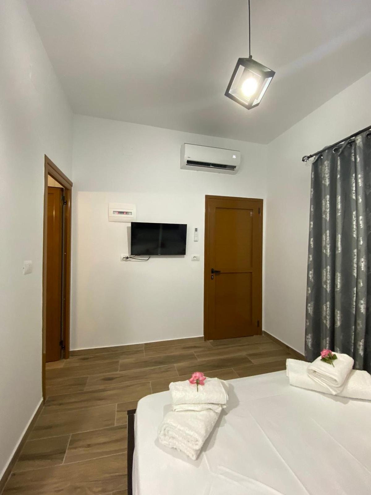 Rentrooms Geni Ksamil Dış mekan fotoğraf