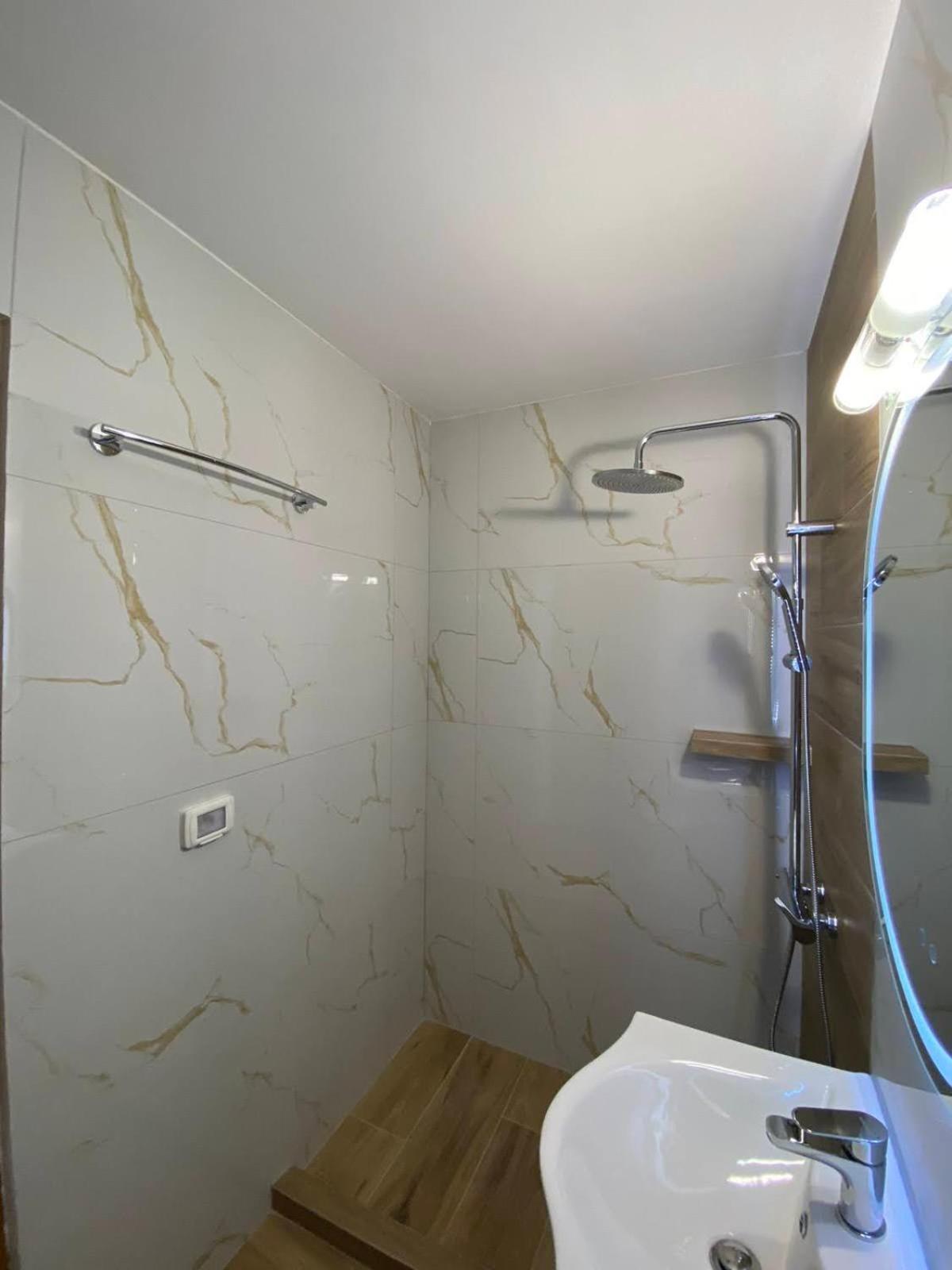 Rentrooms Geni Ksamil Dış mekan fotoğraf