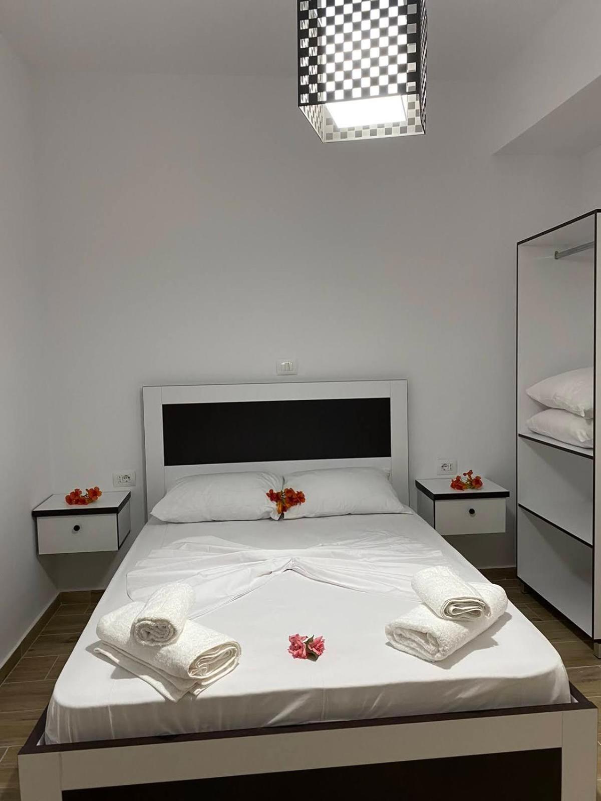 Rentrooms Geni Ksamil Dış mekan fotoğraf
